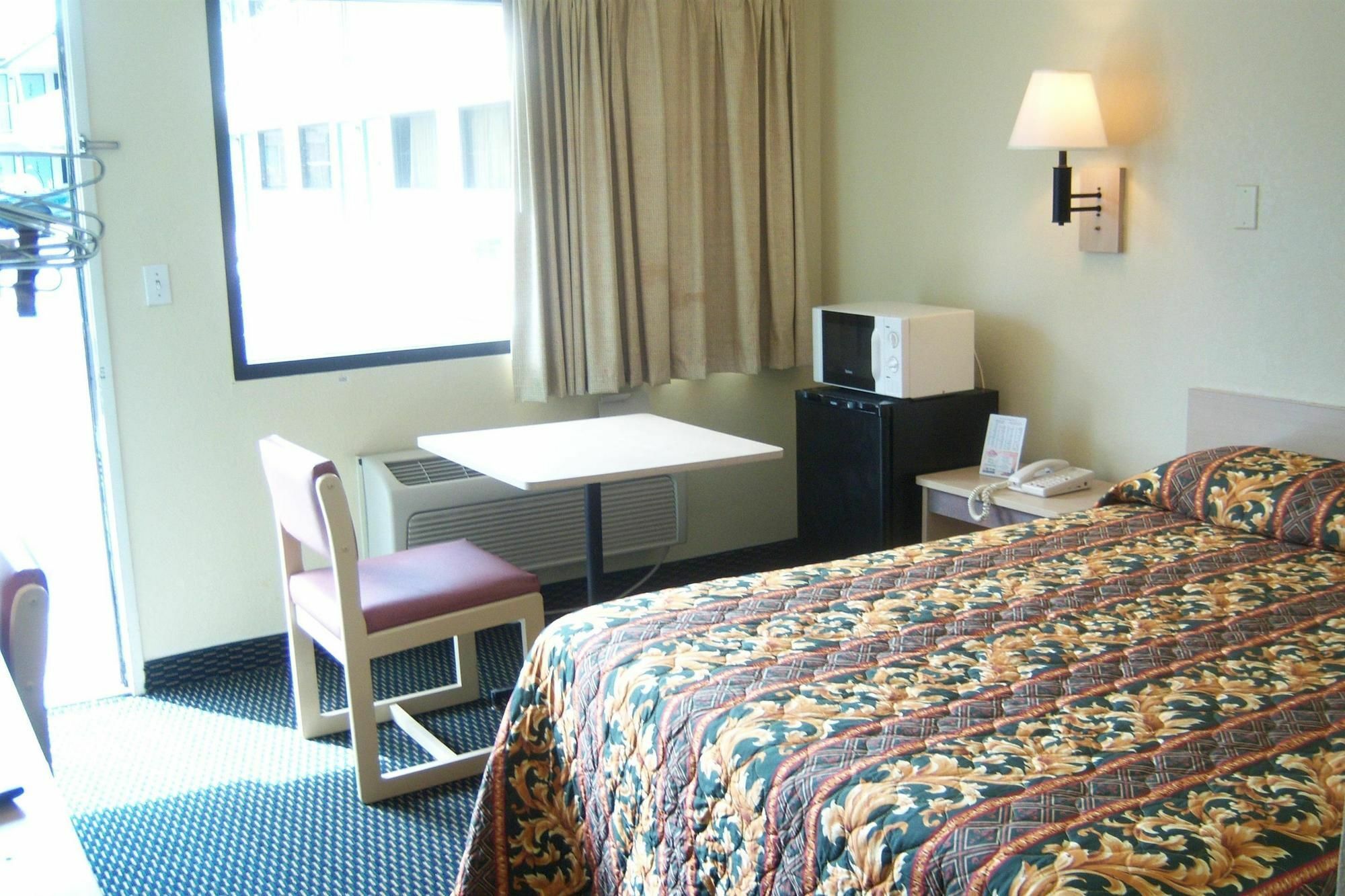 Americas Best Value Inn&Suites Macon Extérieur photo